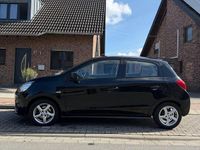 Gebraucht Mitsubishi Space Star 71 PS (52 kW) 2015 Schwarz Kleinwagen