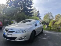Gebraucht Opel Astra Edition 120 PS (88 kW) 2011 Limousine