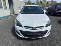 Usata Opel Astra Selection 116 CV (85 kW) 2014 Bianco Utilitaria