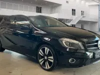 Gebraucht Mercedes A200 156 PS (114 kW) 2014 Schwarz Kleinwagen