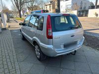 Gebraucht Ford Fusion 80 PS (58 kW) 2009 Grau Kleinwagen