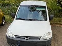 Gebraucht Opel Combo 94 PS (69 kW) 2006 Weiß Van / Kleinbus