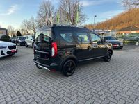 Gebraucht Dacia Dokker Stepway 116 PS (85 kW) 2017 Schwarz Van / Kleinbus