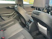 Gebraucht Audi A4 190 PS (139 kW) 2018 Grau Kombi