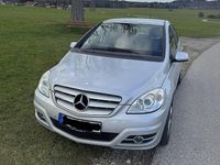 Gebraucht Mercedes B170 116 PS (85 kW) 2009 Silber Van / Kleinbus