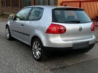 Gebraucht VW Golf V 75 PS (55 kW) 2005 Silber Kleinwagen