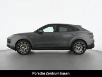 Gebraucht Porsche Cayenne E-Hybrid Coupe 470 PS (345 kW) 2024 Grau SUV