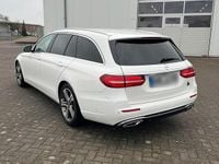 Gebraucht Mercedes E220 194 PS (142 kW) 2017 Weiß Kombi