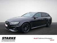 Gebraucht Audi RS4 Ambiente 450 PS (330 kW) 2023 Mythosschwarz metallic Kombi