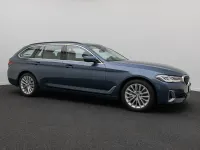 Gebraucht BMW 530 Luxury Line 245 PS (180 kW) 2023 Actic race blue  c4fbraun Limousine