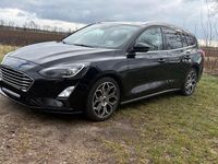 Gebraucht Ford Focus Titanium 150 PS (110 kW) 2019 Schwarz Kombi