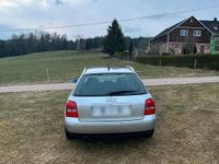 Gebraucht Audi A4 102 PS (75 kW) 2000 Silber Kombi