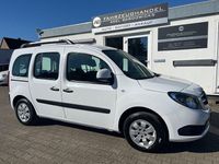 Gebraucht Mercedes Citan 111 Edition 116 PS (85 kW) 2020 Arktikweiss Kombi