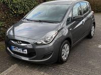Gebraucht Hyundai ix20 Classic 90 PS (66 kW) 2011 Grau Kleinwagen
