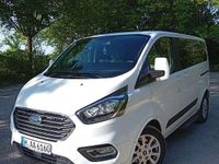 Gebraucht Ford Tourneo Titanium 131 PS (96 kW) 2019 Weiß Van / Kleinbus