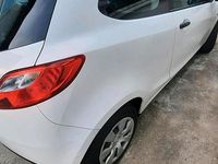 Gebraucht Mazda 2 75 PS (55 kW) 2012 Weiß Kleinwagen