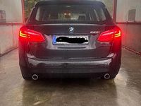 Gebraucht BMW 220 Active Tourer 192 PS (141 kW) 2017 Schwarz Van / Kleinbus