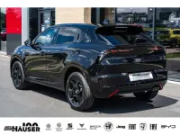 Neu Alfa Romeo Junior Ti 145 PS (106 kW) 2026 Schwarz SUV
