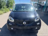 Second-hand Smart ForFour Basis 71 CP (52 kW) 2014 Negru Hatchback