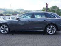 Gebraucht Audi A4 S-Line 204 PS (150 kW) 2023 Daytonagrau perleffekt Kombi