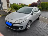 Gebraucht Renault Mégane GrandTour 110 PS (80 kW) 2013 Silber Kombi