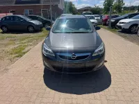 Gebraucht Opel Astra Design Edition 140 PS (102 kW) 2012 Schwarz Kombi