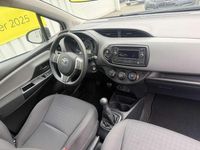 Gebraucht Toyota Yaris Basis 69 PS (50 kW) 2019 Super white 2 Kleinwagen