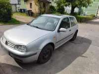 Gebraucht VW Golf 101 PS (74 kW) 1998 Silber Coupé