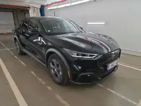 Gebraucht Ford Mustang Mach-E Basis 197 kW (269 PS) 2022 Schwarz SUV