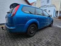 Gebraucht Ford Focus Ghia 125 PS (91 kW) 2006 Blau Kombi