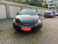Gebraucht Volvo V60 114 PS (83 kW) 2012 Schwarz Kombi