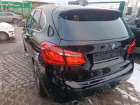 Gebraucht BMW 218 136 PS (100 kW) 2016 Schwarz Van / Kleinbus