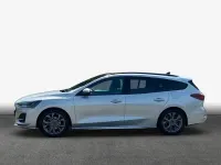 Gebraucht Ford Focus ST-Line X 155 PS (114 kW) 2024 Silber Limousine