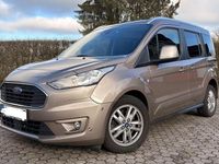 Gebraucht Ford Tourneo Connect Titanium 101 PS (74 kW) 2019 Silber Van / Kleinbus