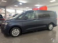 Second-hand VW Multivan Basis 150 CP (110 kW) 2024 Albastru Monovolum