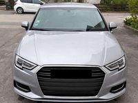 Usata Audi A3 Design 150 CV (110 kW) 2019 Argento Berlina