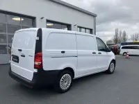 Gebraucht Mercedes Vito 163 PS (119 kW) 2024 Arktikweiß Van