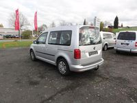 Gebraucht VW Caddy Trendline 125 PS (91 kW) 2019 Silber Van / Kleinbus