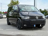 Second-hand VW Multivan Highline 179 CP (131 kW) 2014 Negru Monovolum