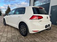 Gebraucht VW Golf VII Allstar 110 PS (80 kW) 2017 Weiß Limousine