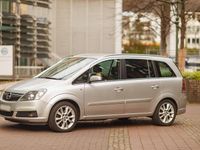 Gebraucht Opel Zafira 150 PS (110 kW) 2007 Silber Van / Kleinbus