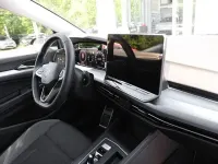 Gebraucht VW Golf VIII Goal 150 PS (110 kW) 2025 Mondsteingrau Limousine