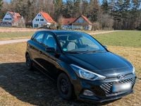 Gebraucht Hyundai i20 Active 100 PS (73 kW) 2019 Schwarz Kleinwagen