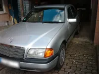 Gebraucht Mercedes C180 Classic 122 PS (89 kW) 1994 Silber Limousine