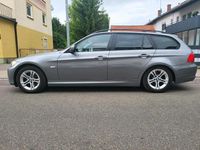 Gebraucht BMW 318 Comfort Edition 143 PS (105 kW) 2009 Grau Kombi