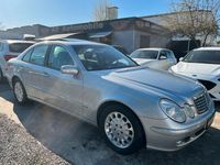 Gebraucht Mercedes E220 Elegance 150 PS (110 kW) 2003 Silber Limousine