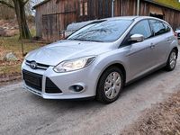 Gebraucht Ford Focus 125 PS (91 kW) 2012 Silber Kleinwagen