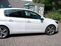 Gebraucht Peugeot 308 150 PS (110 kW) 2017 Weiß Coupé