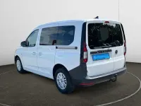 Gebraucht VW Caddy Basis 102 PS (75 kW) 2022 Candyweiß Van / Kleinbus