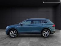 Gebraucht VW Tiguan Allspace Highline 150 PS (110 kW) 2021 Petroleum blue metallic SUV